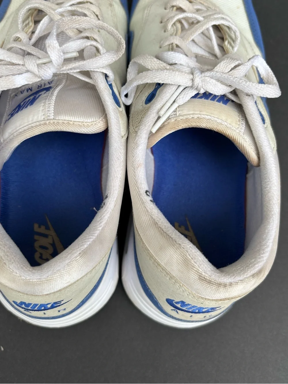 Nike lightweight men’s